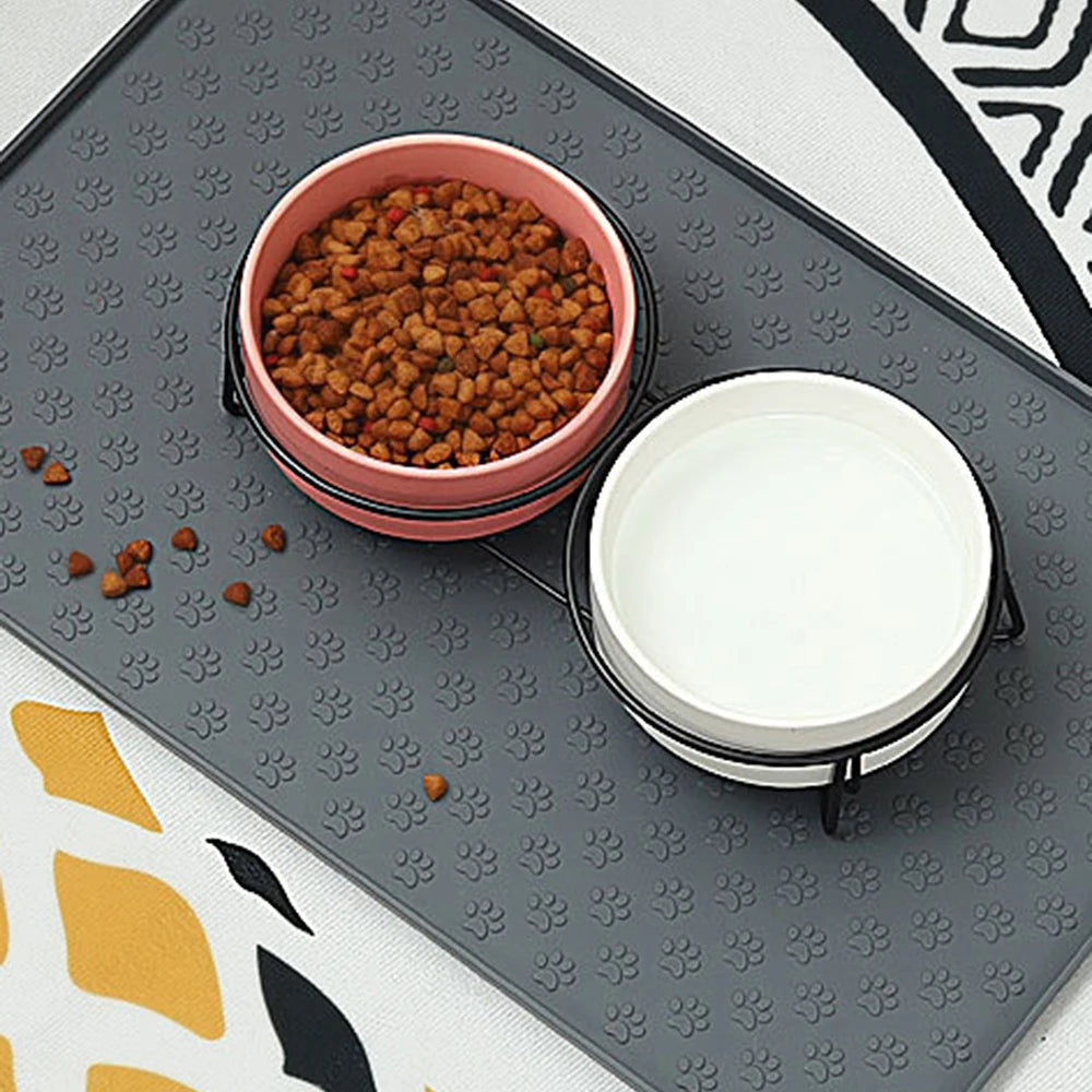 Silicone Pet Feeding Mat with Paw Print